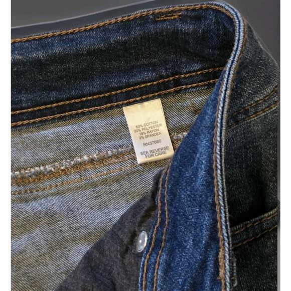 Curvy Crop Denim Tapered Legs Size 6 Medium Blue Wash Comfort Stretch Whisking - Picture 5 of 7